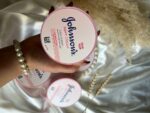 کرم مرطوب کننده صورت و بدن جانسون - Image 2